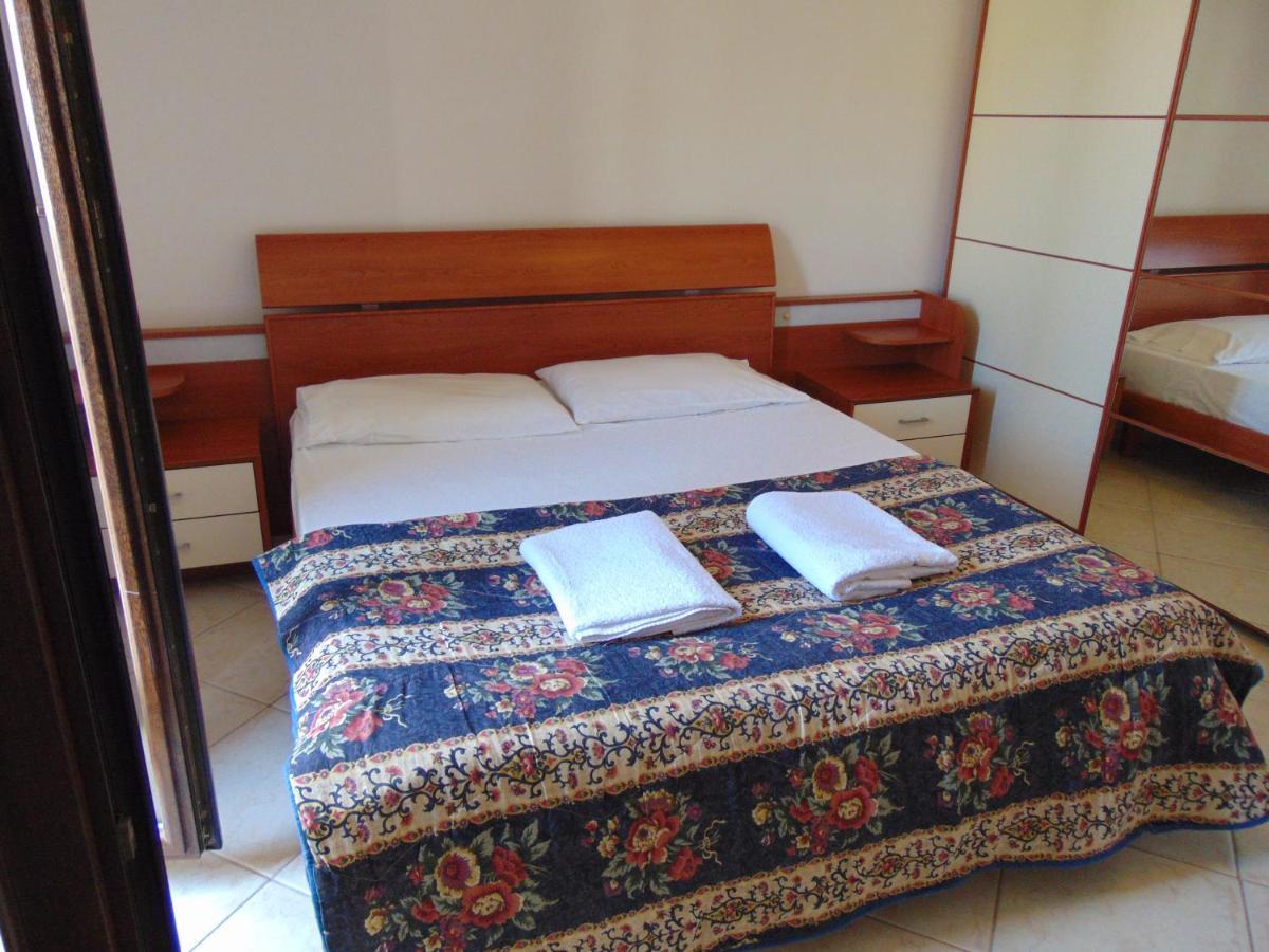 Little Sunshine Apartman Alghero Kültér fotó